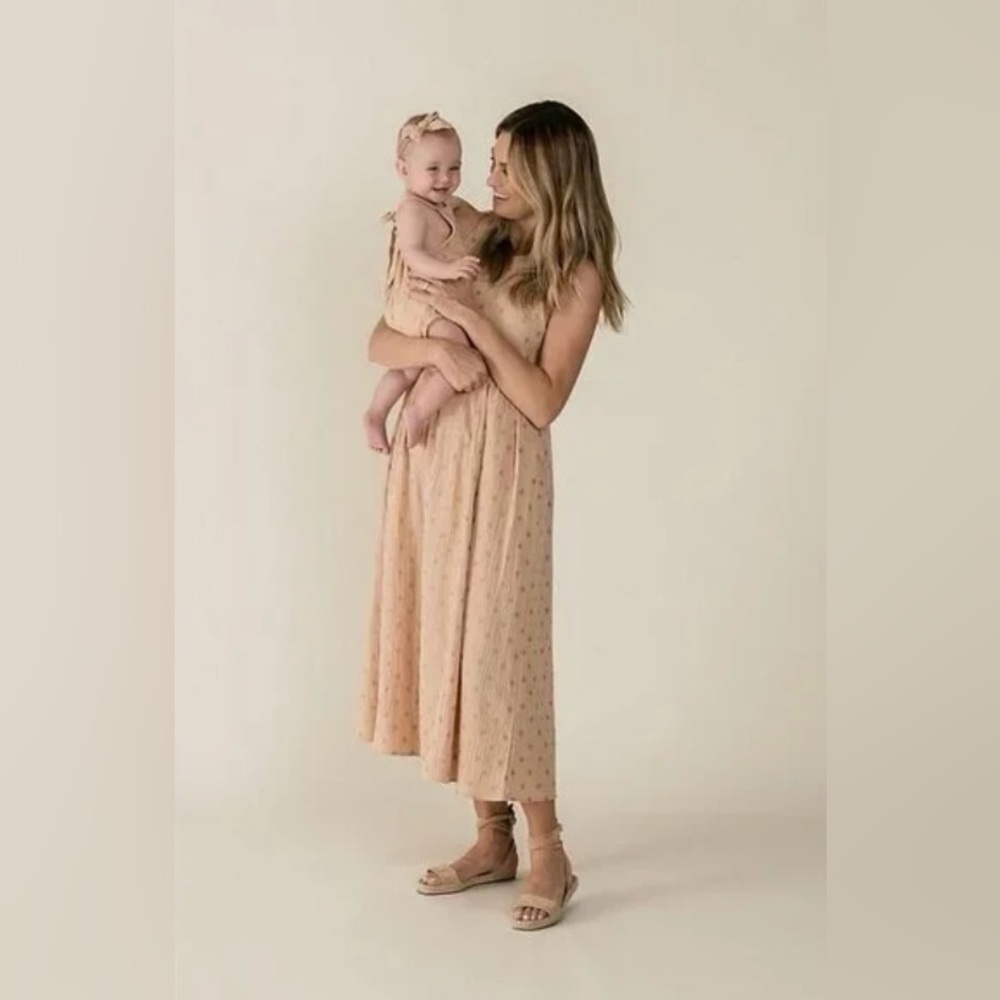 Rylee & Cru Womens Zoe Dress SZ
XS Mommy & Me Tan Boho Midi
Anthropologie - Picture 9 of 11